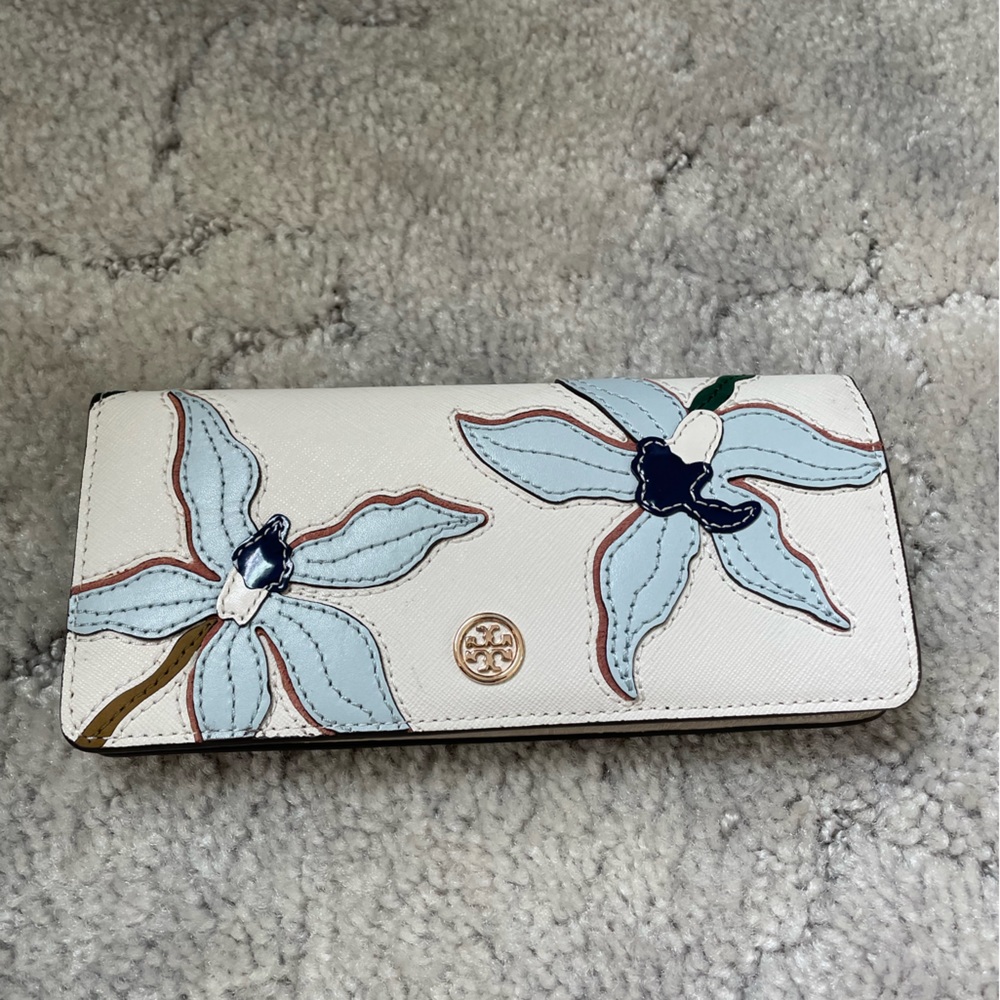 Tory Burch Slim Wallet